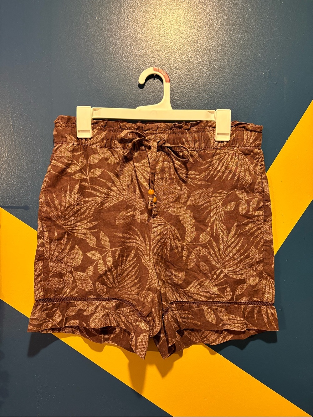 Joe Fresh Chocolate Brown Leaf Print 5" Inseam Linen Blend Shorts NWOT